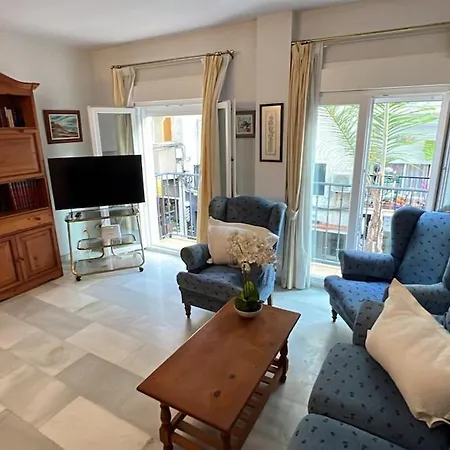 Apartment Center